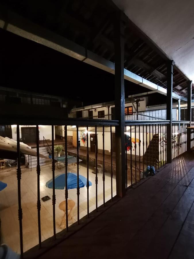 Puka Packers Hostel Cusco Exterior photo